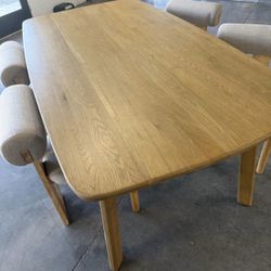 Dining Room Set Table + 4 Chairs((free Delivery))🚚 