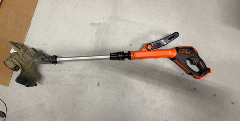 Black and Decker LSTE525 String Trimmer and Batteries