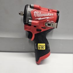 Milwaukee
M12 FUEL 12V Lithium-Ion Brushless Cordless Stubby 3/8 in. Impact Wrench (Tool-Only)