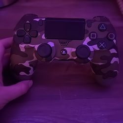Sony DualShock 4 Wireless Controller  PlayStation 4 Color Green Camouflageo