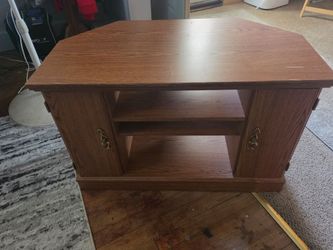 CORNER TV STAND