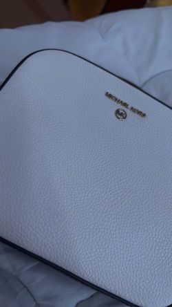 Michael Kors Lunch box style hand/cross body bag