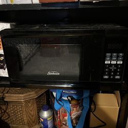 Microwave for Sale in Los Angeles, CA - OfferUp