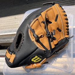 Wilson Baseball Glove A360
