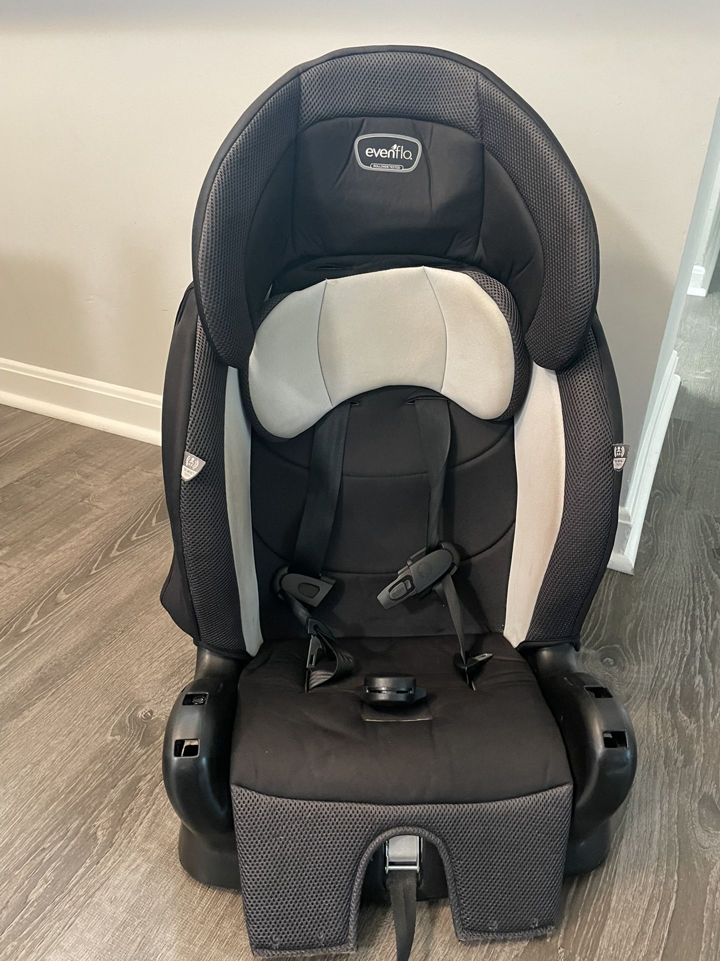 car seat $30