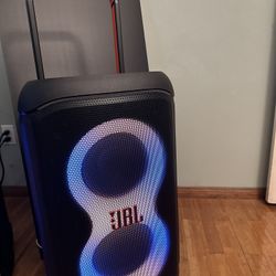 JBL PartyBox 520 400W Bluetooth Portable Party Speaker