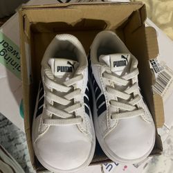 Puma Smash V2 Bold 