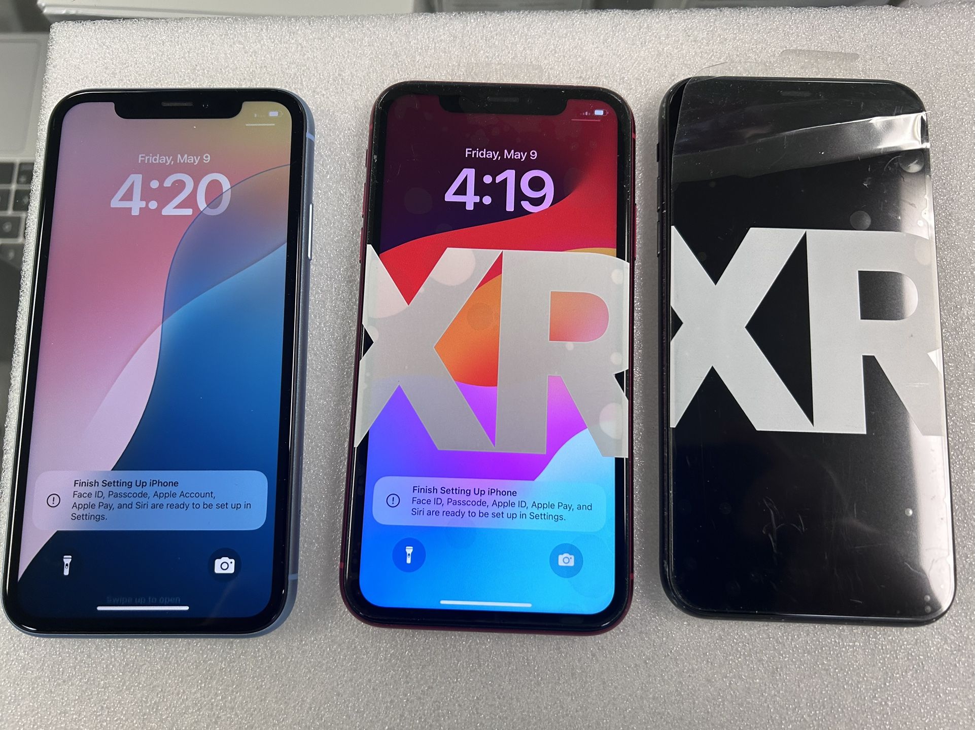 Iphone Xr Factory Unlocked Any Carrier 64 Gb Good Condition