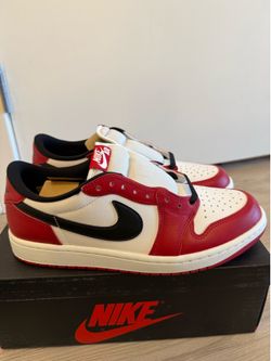 Jordan 1 retro low Chicago size 10.5
