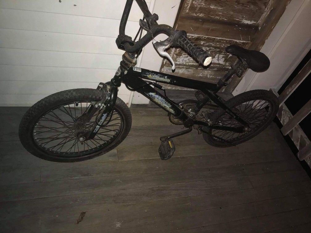 For sale Columbia Sanction 20 inch BMX bike in good condition and shape working good