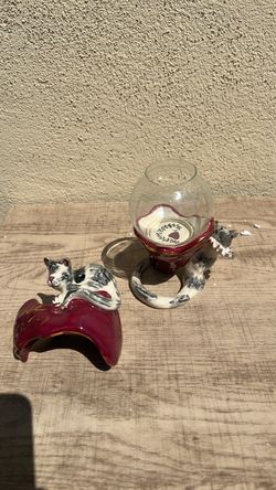 Cat candle holder