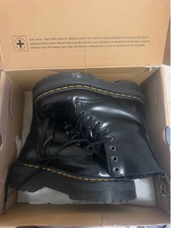 NEW LIKE DOC MARTENS
