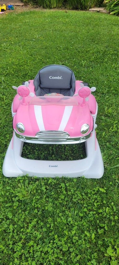 Combi All-in-one Mobile Entertainer