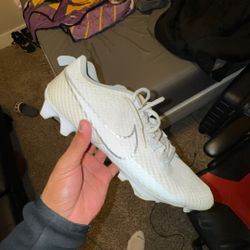 football cleats size 12
