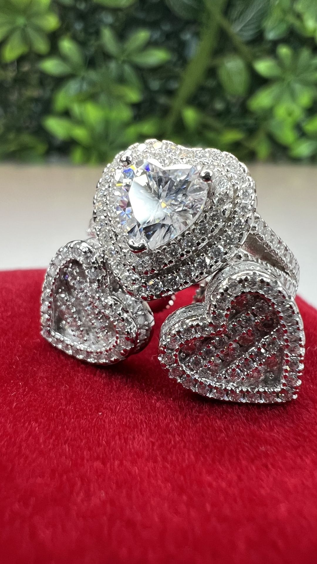 ✨ Heart-Shaped Ring & Earring Set ✨