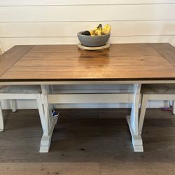 5ft Farm House Table + 6 chairs