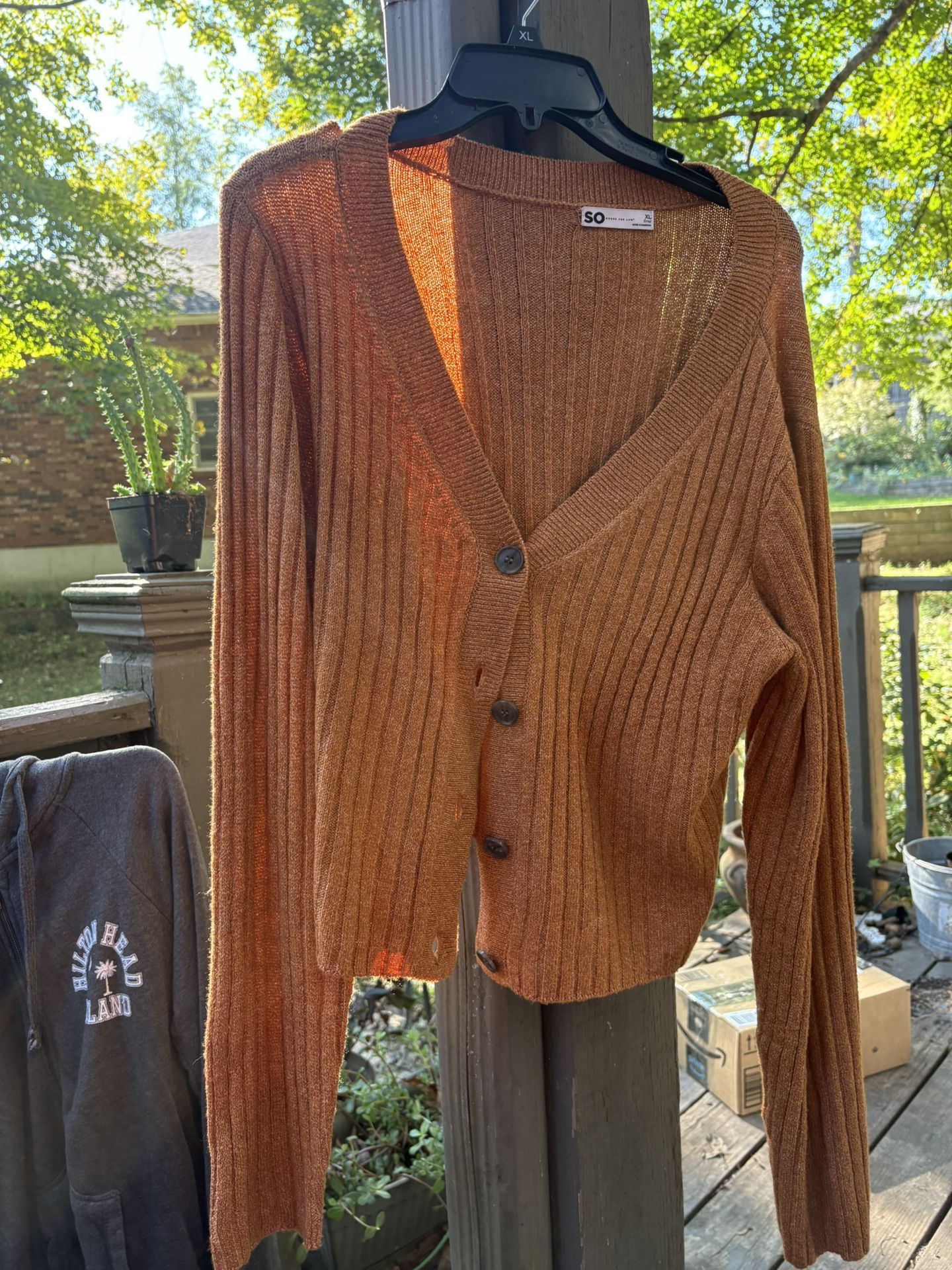 Women’s Sweater Cl