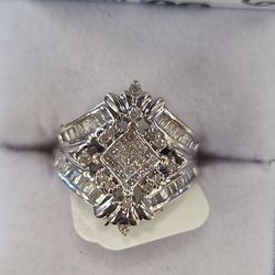 White-gold Diamond ring