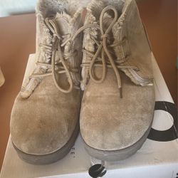 Used Boots Emma Taupe Size 10 