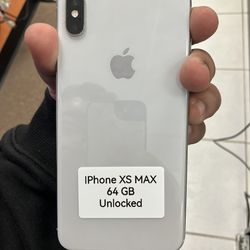 iPhone XS Max 64GB Unlocked Cash or $50 Down
