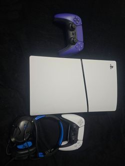 Ps5,  two controllers, headset