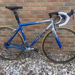 Giant TCR1 Road Bike 56cm (M) 