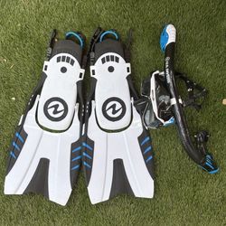 U.S. Divers Snorkel Fins in Bag