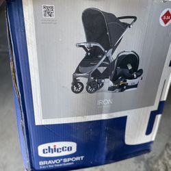 Chicco Bravo Sport Trio Travel System Quick-Fold Stroller with KeyFit 30 Infant Car Seat and base