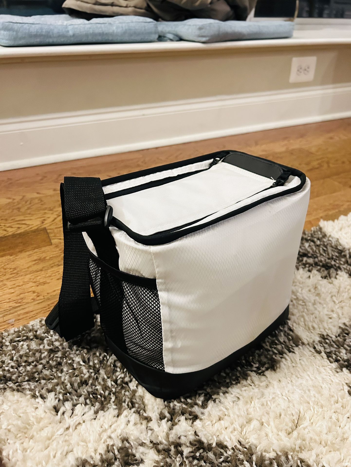 Igloo Soft-Sided Cooler Bag