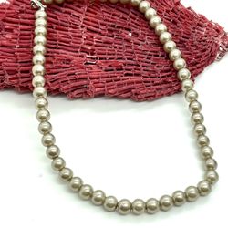 Costume Pearl Necklace 