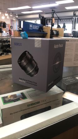 Sirui 20mm T1.7 1.33x S35 AF Anamorphic Sony E Neutral Flare