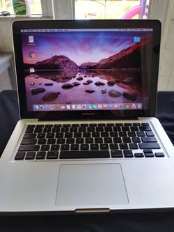 MacBook Pro 5,5 Mint Condition great for student or for the office all specs are in picture $400