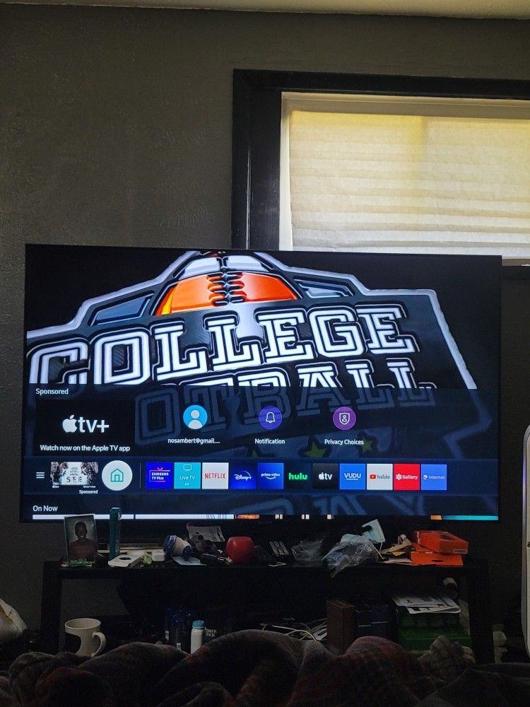 Samsung 65" 4k Ultra High Definition Smart TV(newer model) Great Cond. $550