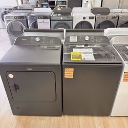 Brand-new Whirlpool laundry set 5.3 cu. ft. top-load washer with an impeller and a 7.0 cu. ft. top-load gas dryer with a moisture sensor. 