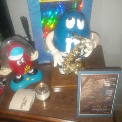 Random Items . 