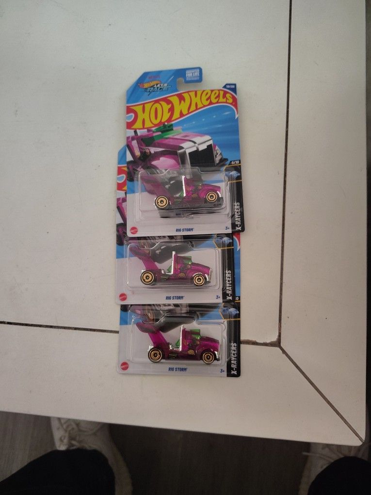 Hot Wheels Treasure Hunt 