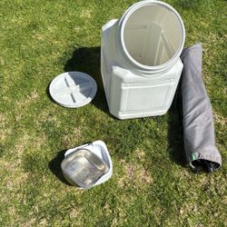Dog Food Storage 