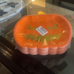 Halloween Platos