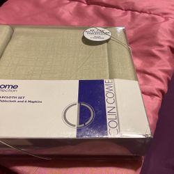 Brand New 7 Pieces Table Cover Set 
