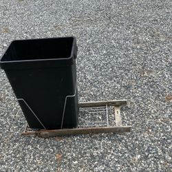 Slide Out Trash Can Holder
