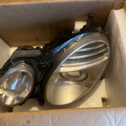 2007 - 2009 Mercedes E350 Left Headlight