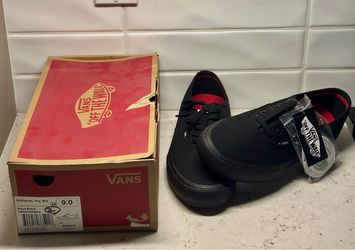 Vans Authentic Pro Sneakers Size 9M - BLACK/WHITE/RED - BRAND NEW