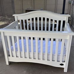 Bonavita Baby Crib + Mattress – Solid Wood, White