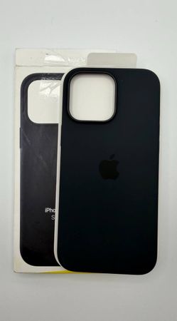 Apple iPhone 16 Pro Max Silicone Case w/MagSafe Black