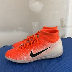 Nike Mercurial Size 9