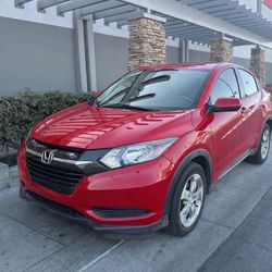 2017 Honda HR-V, Very clean car