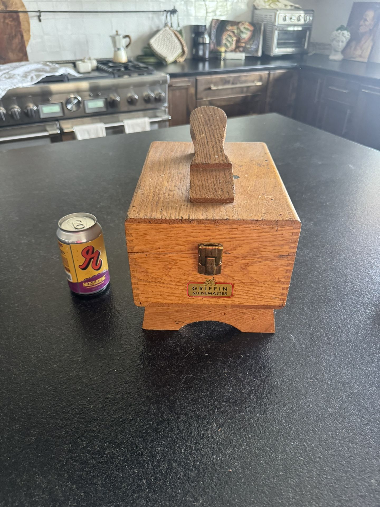 Vintage Griffin Shinemaster wooden Shoe Shining box with handle.