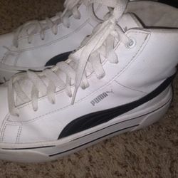 Womens Hightop Puma Sneakers Size 10