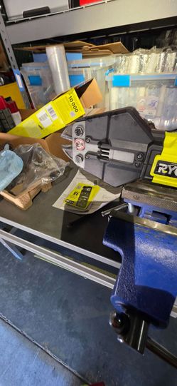 Ryobi 18v bolt cutter
