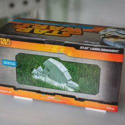 Star Wars Lawn Ornament Rare! New In Box